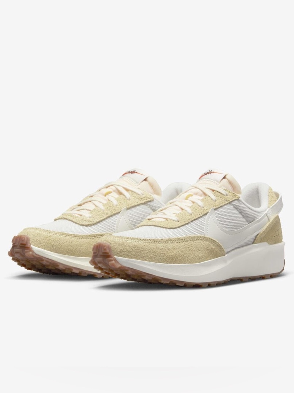 Nike Waffle Debut Vintage in Light Bone/Team Gold/Gum Medium Brown/Sail Size 8.5
